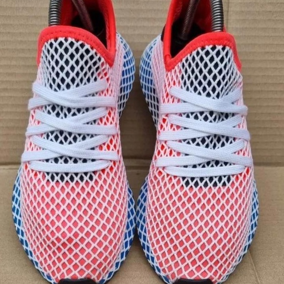 Adidas Deerupt Runner size Women’s 8 - Picture 2 of 6